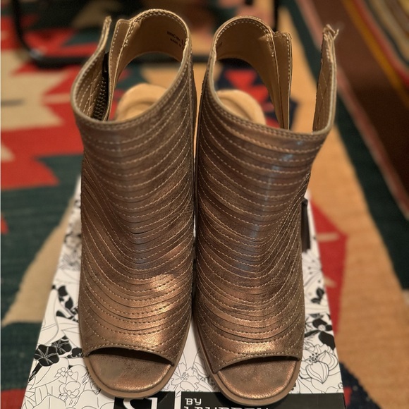 CL by Laundry - Gold Peep Toe Booties - Picture 2 of 7